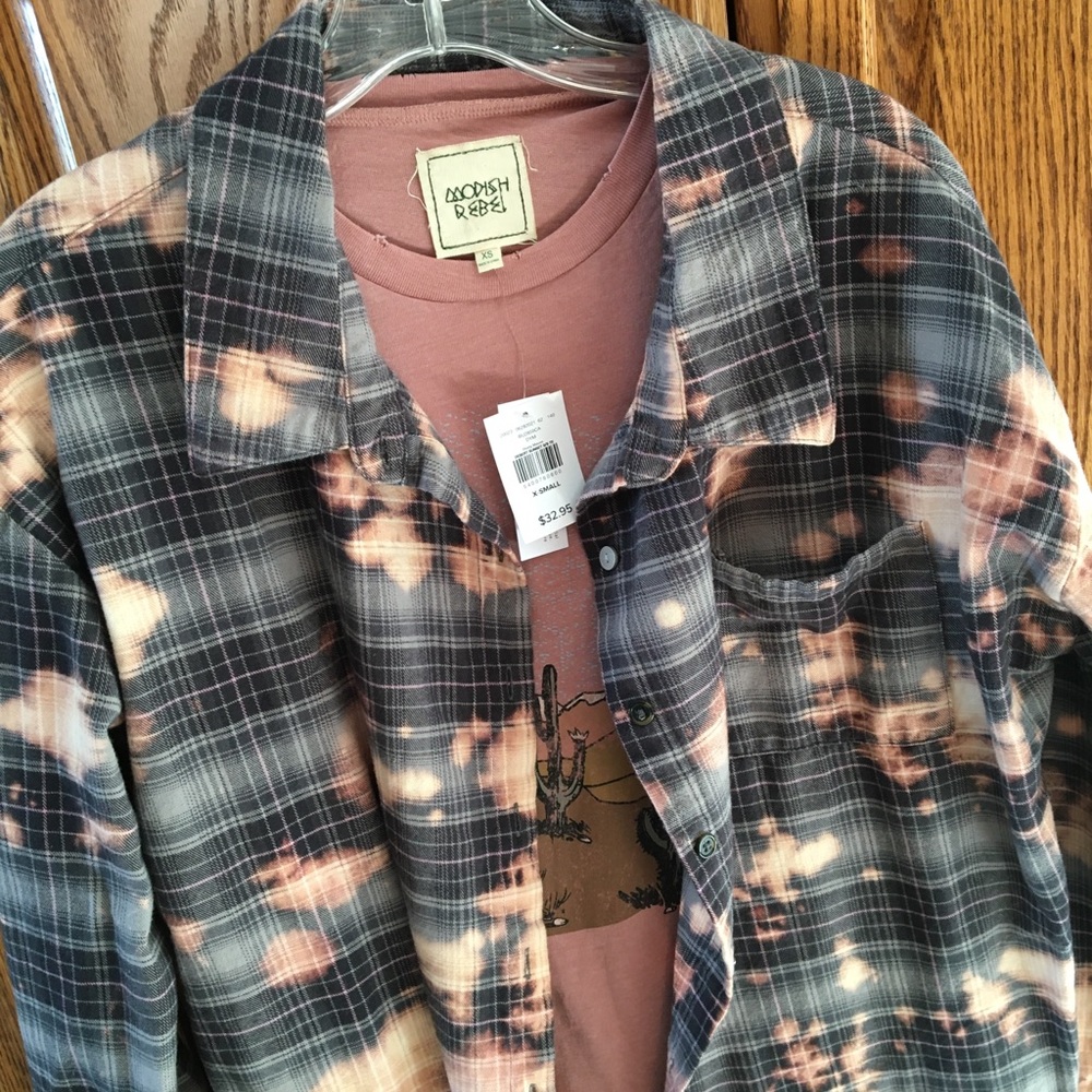 Buckle Plaid Button Down Shirt - Black and Pink